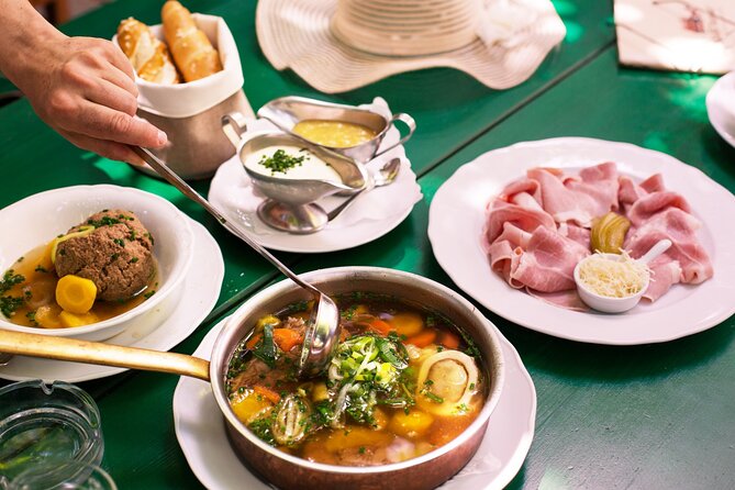 Private Vienna Wine Tour with Top Austrian Wines and Tapas - The wine tasting: 9 Austrian wines plus real pairings