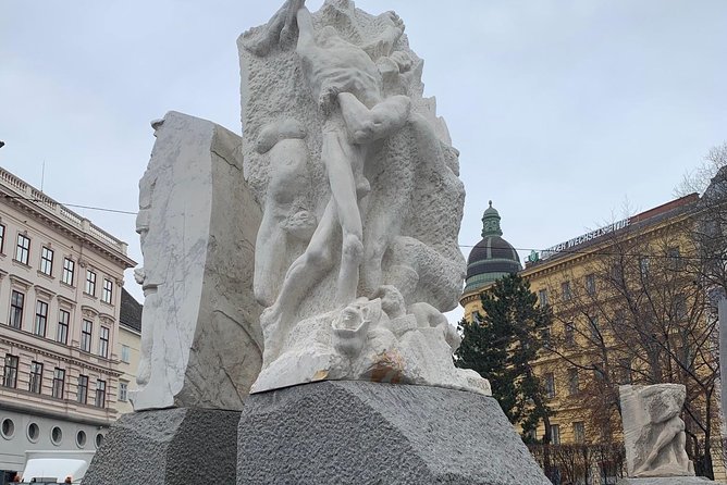 Private World War II Walking Tour in Vienna - Price and Group Size: Is It Good Value?