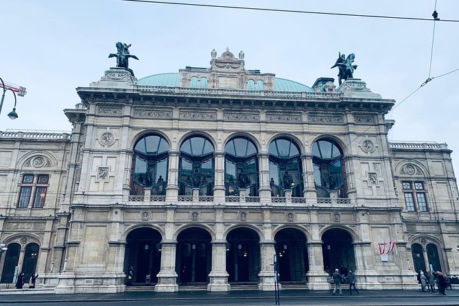 Private World War II Walking Tour in Vienna - Customization and Pacing: A Tour You Can Shape