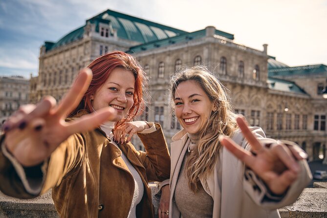 Professional Photographer in Vienna for your Vacations - What This Vienna Photo Session Really Feels Like