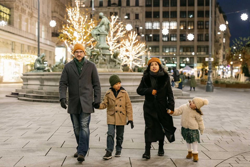 Professional Photoshooting in Vienna - Making the route work with family, couples, and real schedules