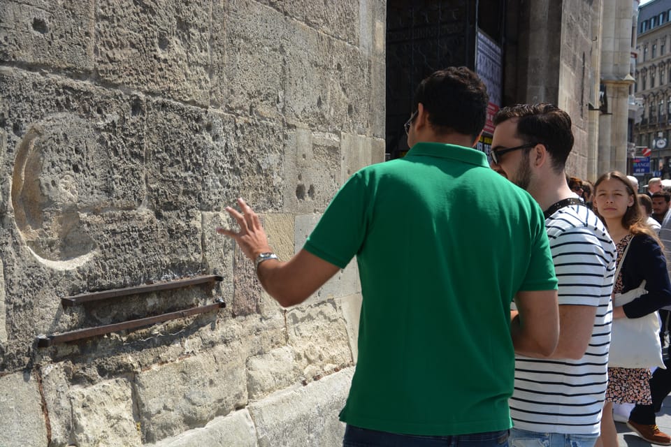 Riddle Tour: Explore the Hidden Gems of Vienna - Blutgasse: the Blood Alley story you’ll carry through the walk