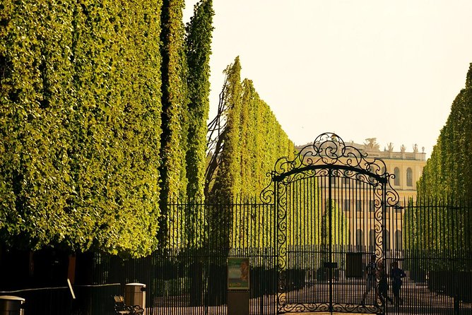 Schönbrunn Palace and Gardens Tour - Timing, pacing, and how the 2.5-3 hour format feels