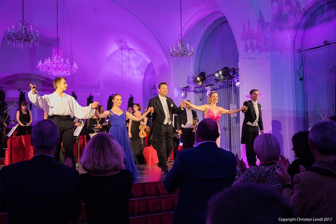 Schönbrunn Palace Concerts in Vienna - Seating choices and VIP upgrade: what changes besides the view