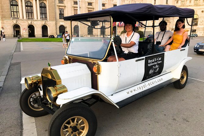 Sightseeing Tour With Oldtimer Cabrio Car (80 min) - Passing Karlskirche and the Opera Area Without Losing the Thread
