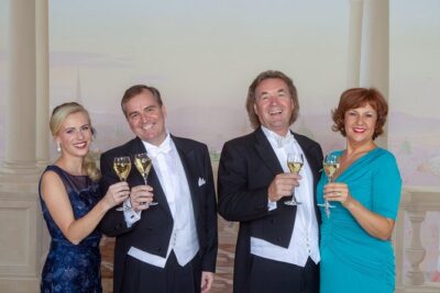 Skip the Line: Austrian Dinner Show Ticket in Vienna - The Dinner: What’s Included (And What Your Expectations Should Be)