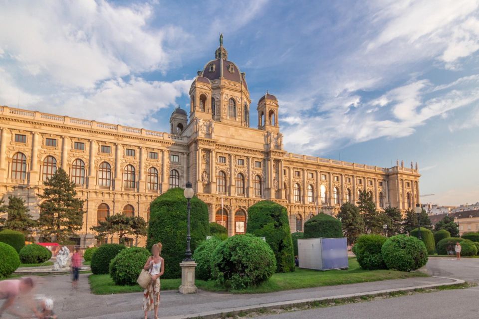 Skip-the-line Private Tour Kunsthistorisches Museum Vienna - Private Car Transfers: How Comfort Fits Into a Museum Day