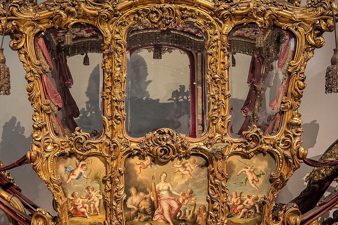 Skip the Line:Imperial Carriage Museum by Schönbrunn Kaiserliche Wagenburg Wien - Audio guide + films: how to pace yourself without rushing