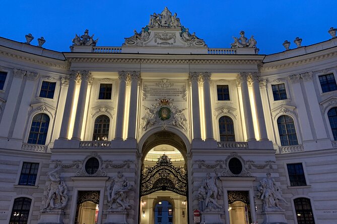 Spooky Vienna Ghost Tour in English - Stop 1: Wiener Staatsoper and Vienna’s Phantom-of-the-Opera connection