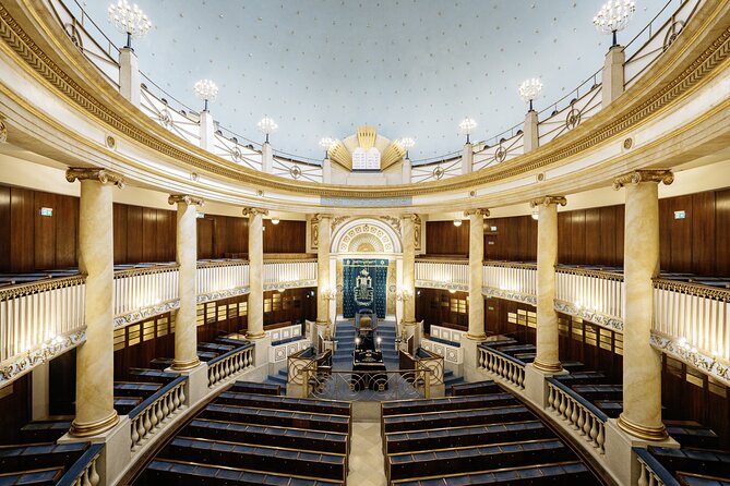Stadttempel Admission Ticket with a guided tour - Getting the most from skip-the-line entry at 10:00 am