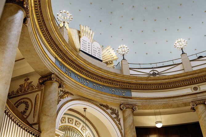 Stadttempel Admission Ticket with a guided tour - Price and value: $23.13 for entry plus a local guide