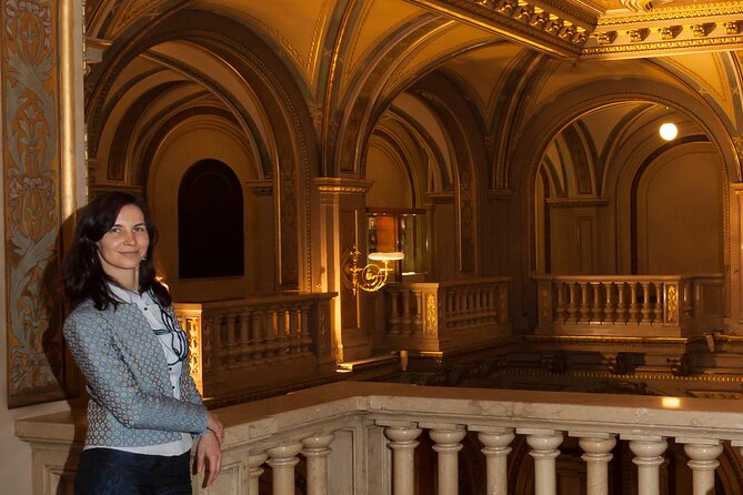 STATE OPERA - PRIVATE guided tour (tickets included) - Opera legends get a place in the story, not just a name-drop