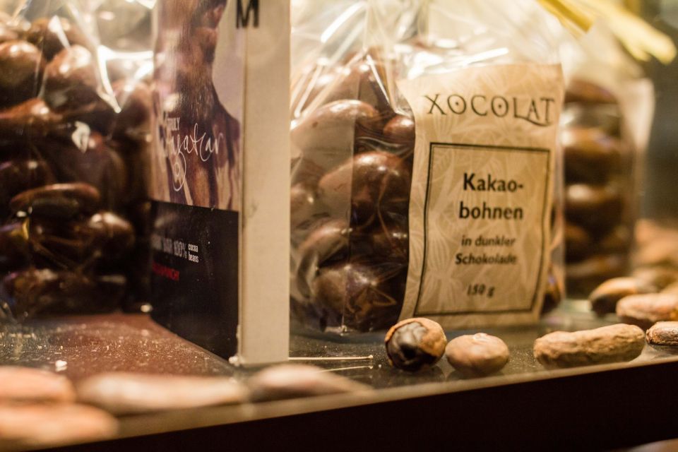 Sweet Vienna Tour: Home of Cakes and Cafe Culture - The exterior-only approach (and why it can still be worth it)