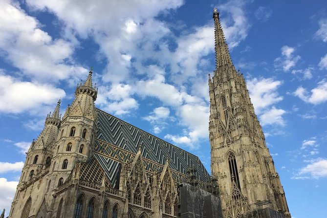 The Heart of Vienna: A Self-Guided Audio Tour - A 1 km loop powered by offline audio