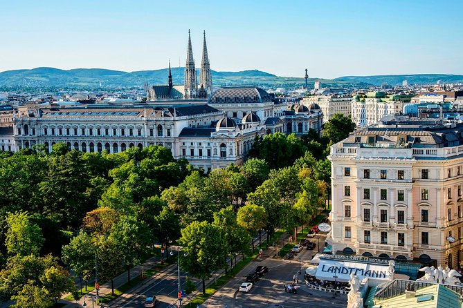 The Ringstrasse Project Walking Tour - Postsparkasse and Otto Wagner: Art Nouveau that acts like a billboard