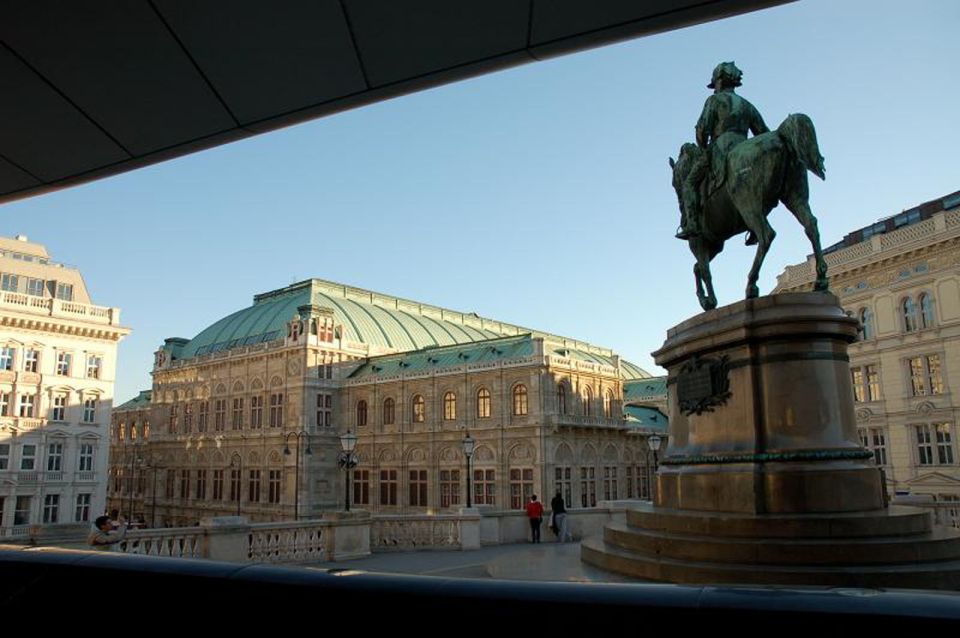 Vienna and Skip-the-Line Schönbrunn Palace Private Tour - Ringstraße Views: The Grand Buildings on Emperor Franz Josef’s World