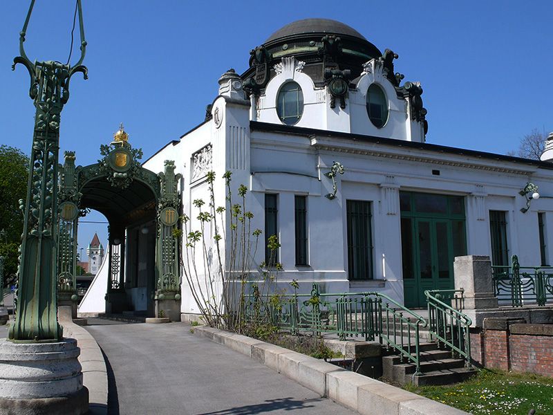 Vienna Art Nouveau Walking Tour - The emperor’s station outside Schönbrunn: art with a political job