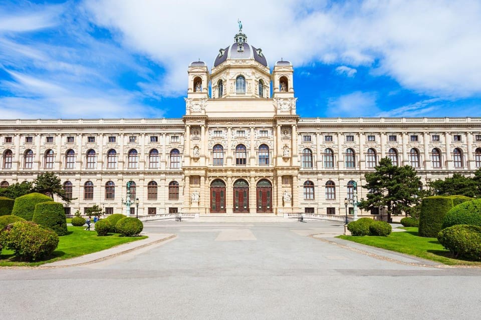 Vienna Audioguide - TravelMate app for your smartphone - Vienna Audioguide TravelMate: why this beats a random audio download