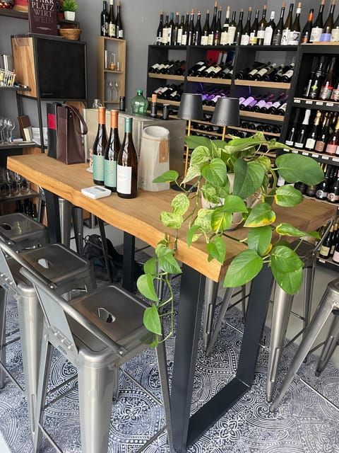 Vienna: Austrian Wine Tasting - Small group format (up to 8): the difference you’ll feel