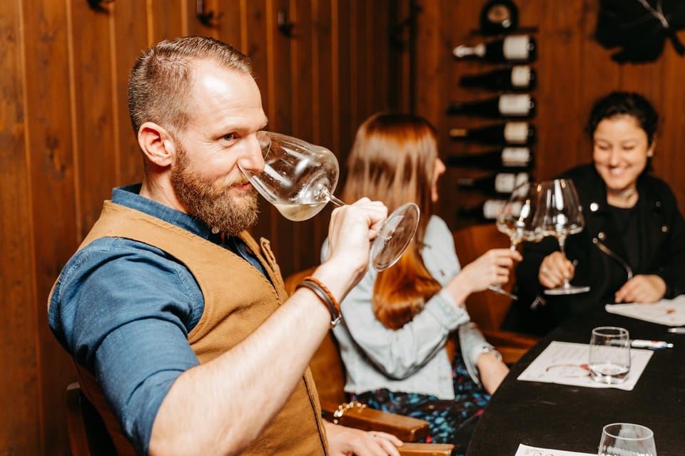 Vienna: Austrian Wine Tasting Evening - Grüner Veltliner and Wachau Riesling: the classic styles you’ll remember
