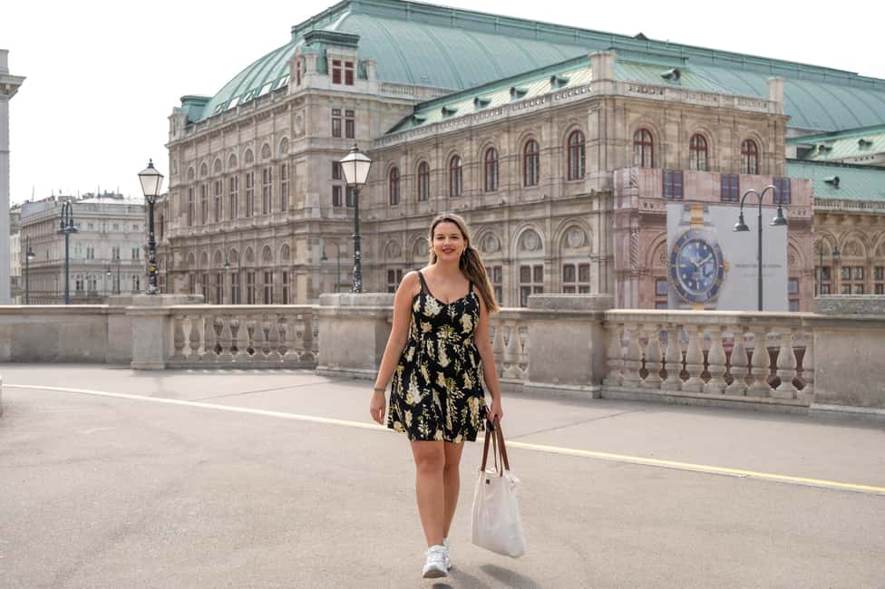 Vienna: Authentic Professional Photography Tour - Meeting at Stephansplatz and Getting Comfortable Fast