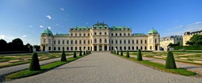 Vienna: Belvedere Palace Skip-the-Line Tour - Getting in: meeting at the black gate with the green umbrella