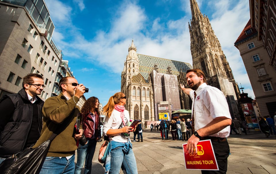Vienna: Big Bus Hop-On, Hop-Off Tour by Open-Top Bus - Routes: the practical difference between City and Palace