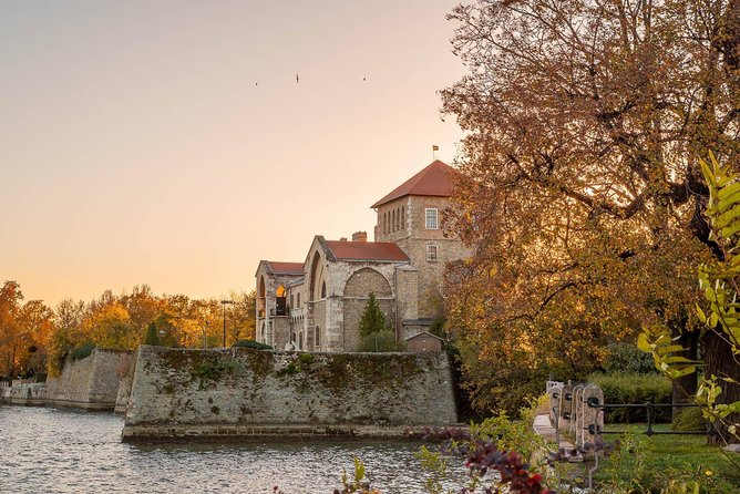 Vienna-Budapest One-Way Sightseeing Transfer - Esztergom Basilica and the Danube views