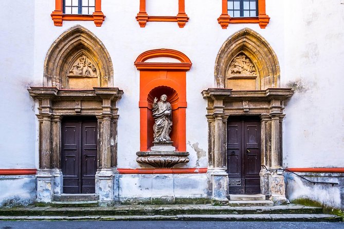 Vienna-Budapest One-Way Sightseeing Transfer - Price and comfort: is it good value?