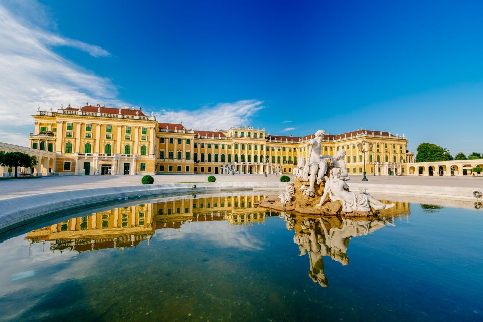 Vienna: Bus & Schönbrunn Palace Skip-the-Line Guided Tour - Riding the Ringstraße: your guided highlight loop in one go