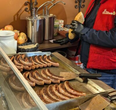 Vienna: Christmas Market Food and Drinks Tour - Stop by stop through Vienna’s 7th District: more local, less pushy