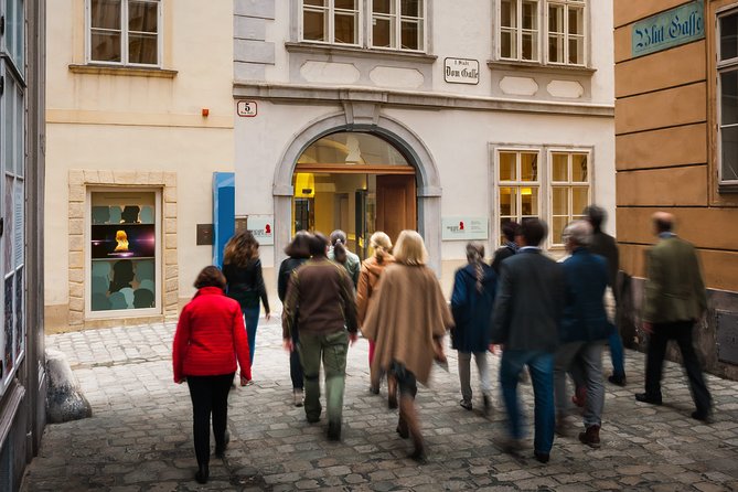 Vienna: City of Music Private Walking Tour - Inner City headphone listening: the 45-minute “sound check”