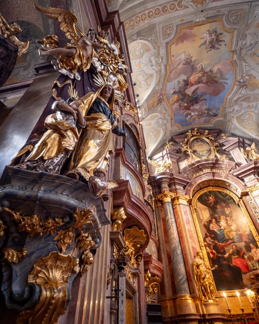 Vienna: Classical Concert in St. Anne's Church (Annakirche) - St. Anne’s Church (Annakirche): Baroque setting and easy getting-there