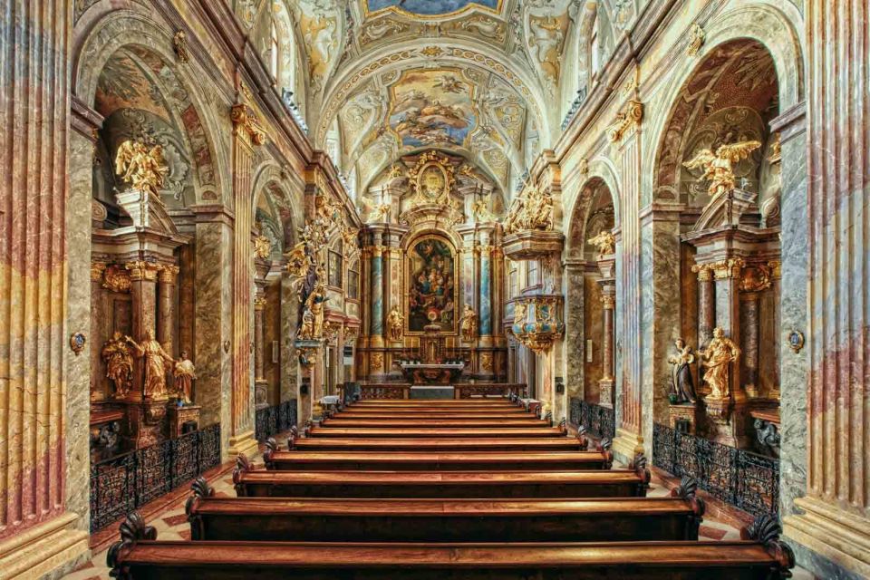 Vienna: Classical Concert in St. Anne's Church (Annakirche) - The 70-minute program: period instruments and what you’ll actually hear