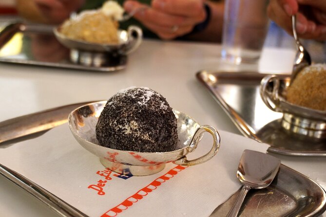 Vienna Coffee, Cake & Pastries Tour with Local Stories - Should you book this Vienna Coffee, Cake & Pastries Tour?