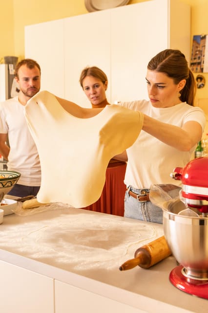 Vienna; Cooking Class: Make Schnitzel & Apple Strudel - Meeting Lena in a 1800s Biedermeier apartment in Vienna