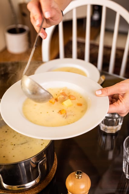 Vienna; Cooking Class: Make Schnitzel & Apple Strudel - Group size, comfort, and food needs: the practical considerations