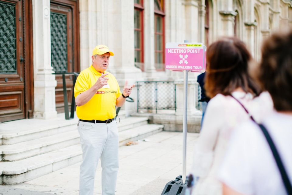 Vienna: Courtyards & Hidden Places Walking Tour - Meeting near St. Stephen’s and getting your bearings fast