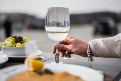 Vienna: Culinary Sightseeing Tour in an Electric Vintage Car - How the 60–90 minutes flow: landmarks first, then the dishes