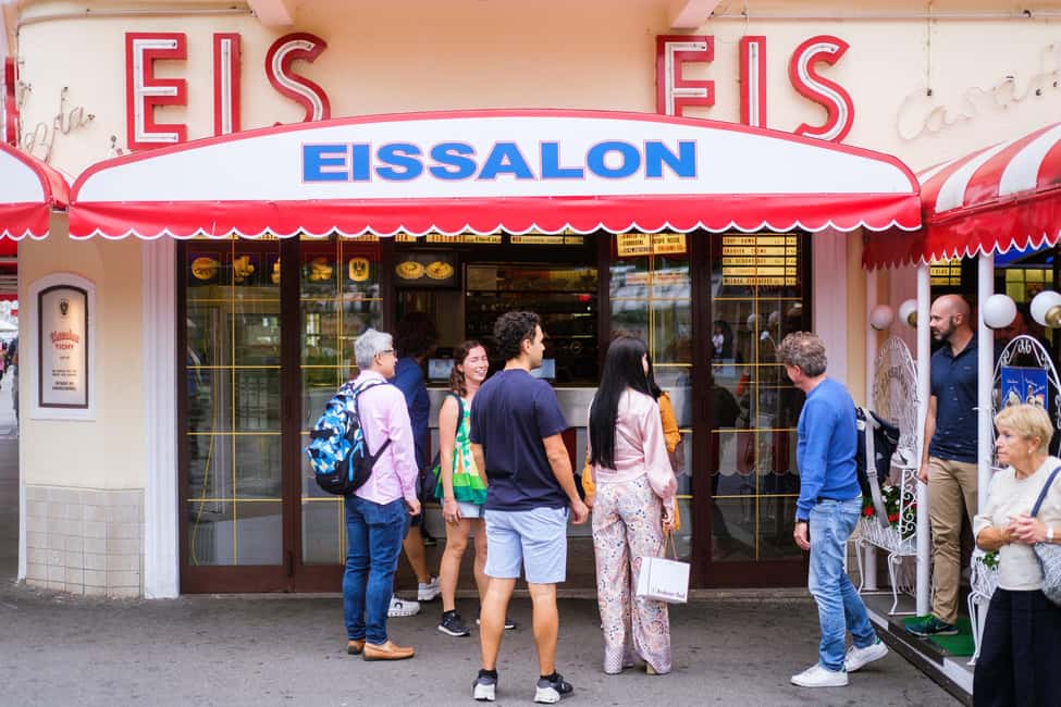 Vienna: Dessert Tour with Pastries, Cakes & Hidden Cafes - Pacing and Portion Reality: Come Hungry, But Don’t Plan a Big Dinner