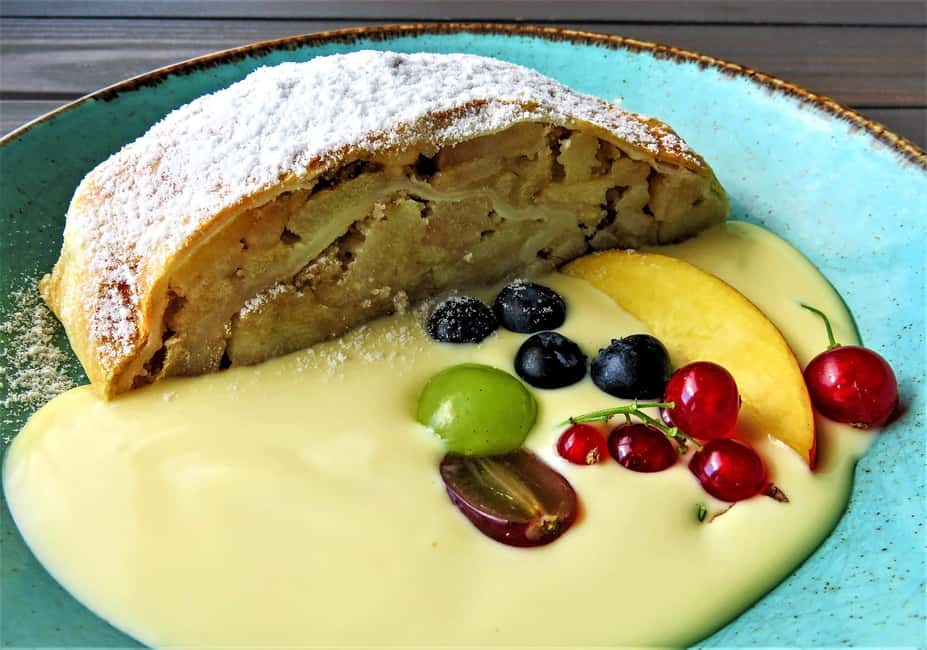 Vienna: Food tasting tour in Hidden Gems (Small Groups) - Stop-by-Stop Breakdown: Bakery Sweet, Schnitzel Beer, and Wine Tastings