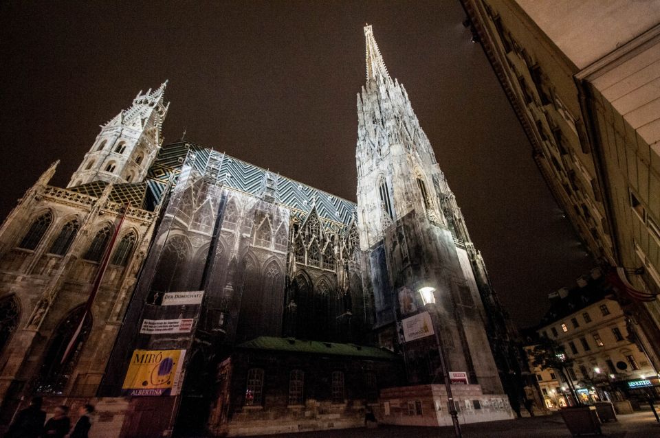 Vienna: Ghosts and Legends Guided Nighttime Walking Tour - Key moments worth showing up for