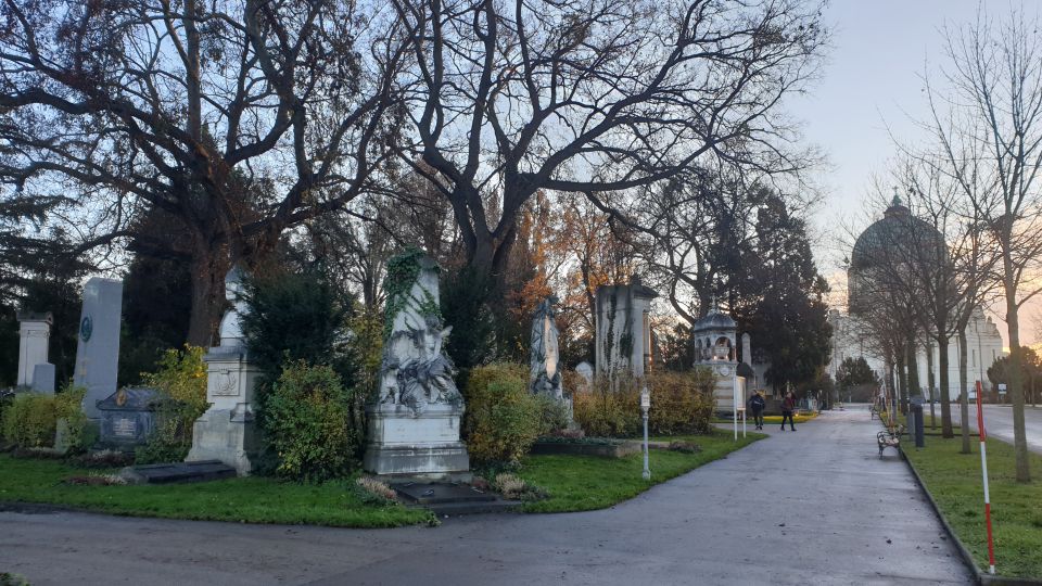 Vienna: Guided Walking Tour of the Central Cemetery - The Walk Finishes Near the Honorary Graves