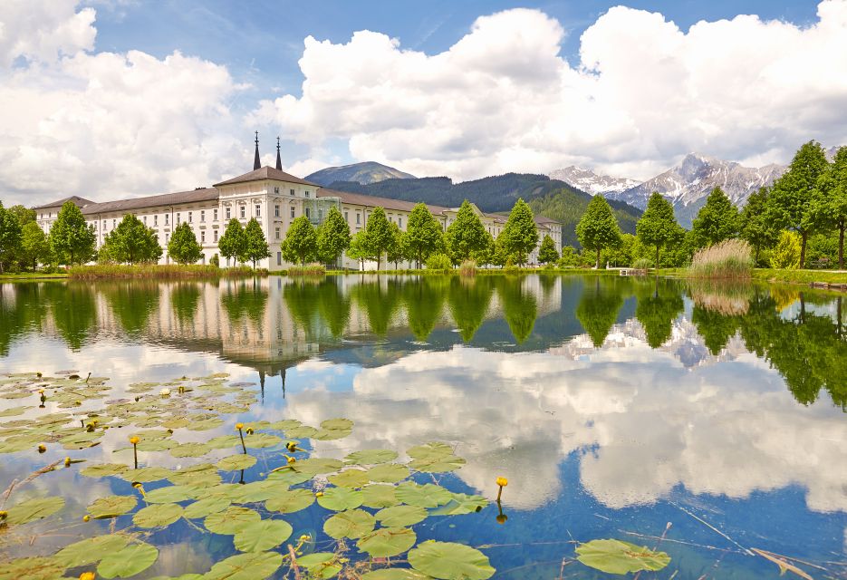 Vienna: Hallstatt & Alpine Peaks Day Trip with Admont Abbey - Gmunden and the return route: Alpine vibes on the way back
