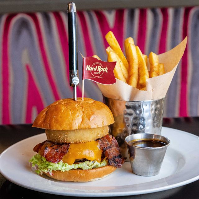 Vienna: Hard Rock Cafe with Set Menu for Lunch or Dinner - Veggie and Vegan Options Without Extra Fuss
