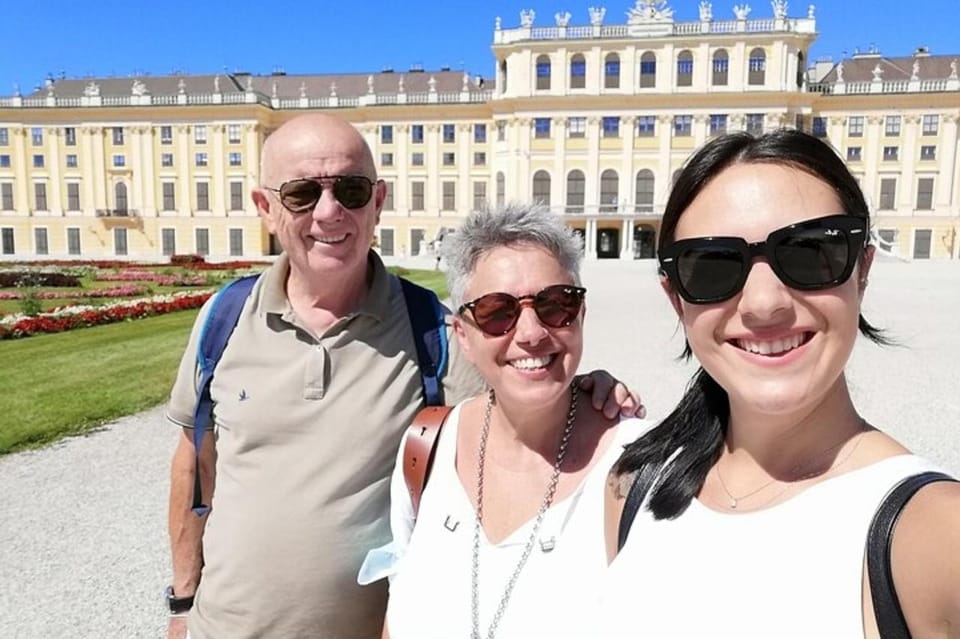Vienna: Highlights Walking Tour with a Local Guide - Maria-Theresien-Platz: twin museums and the Empress in the middle