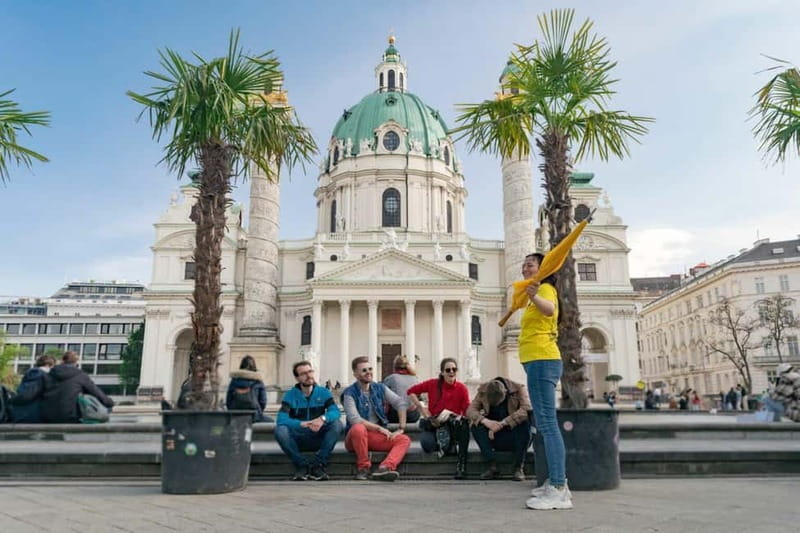 Vienna: Historical Walking Tour - Hitler and the 1900s - Meeting point and how the tour starts with clarity