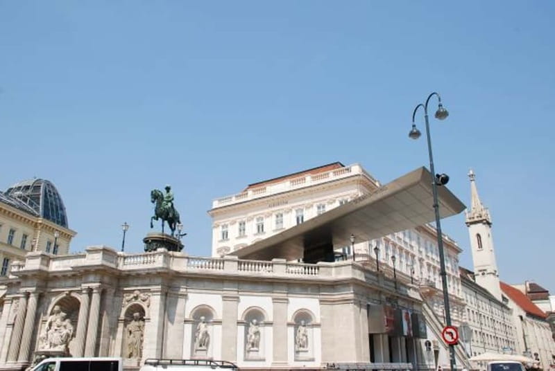 Vienna: History Highlight Walking Tour - Starting at Michaelerplatz 3, right where Vienna’s layers begin