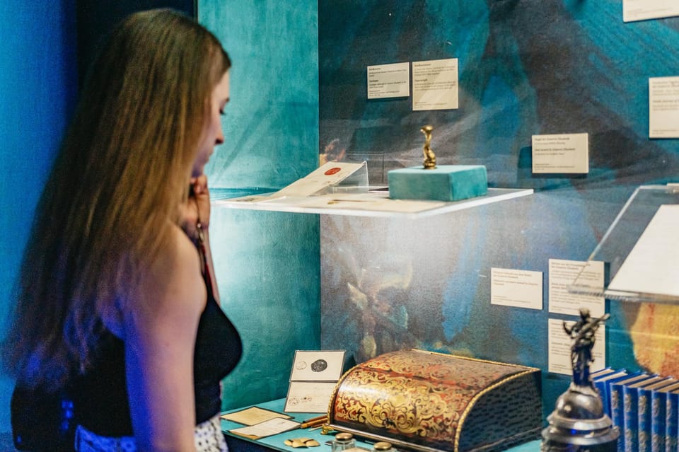 Vienna: Hofburg and Empress Sisi Museum Guided Tour - Should you book this Hofburg and Empress Sisi guided tour?