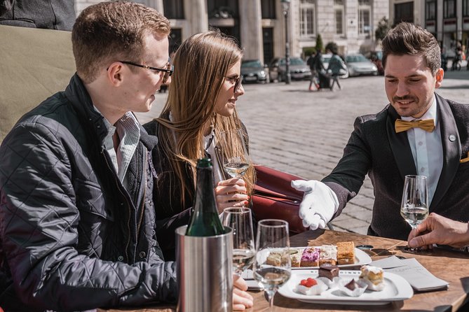 Vienna Horse-Drawn Carriage Ride with Sparkling Wine and Food - What you eat and drink: mini sandwiches, petit fours, and 0.7 l sparkling wine